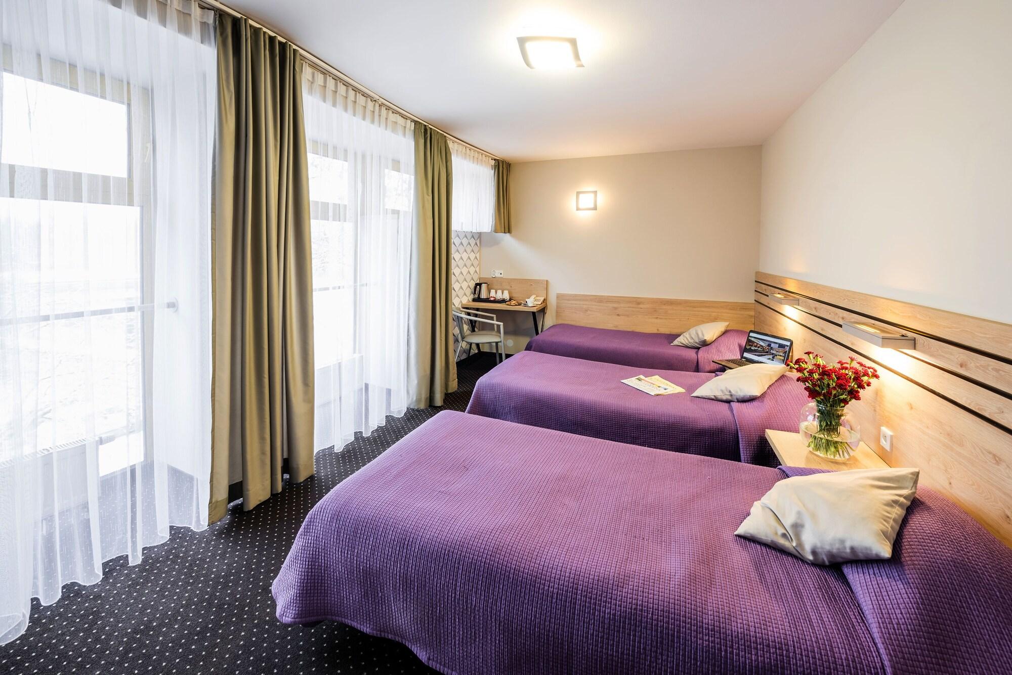 Hotel Wilga Krakow Exterior photo
