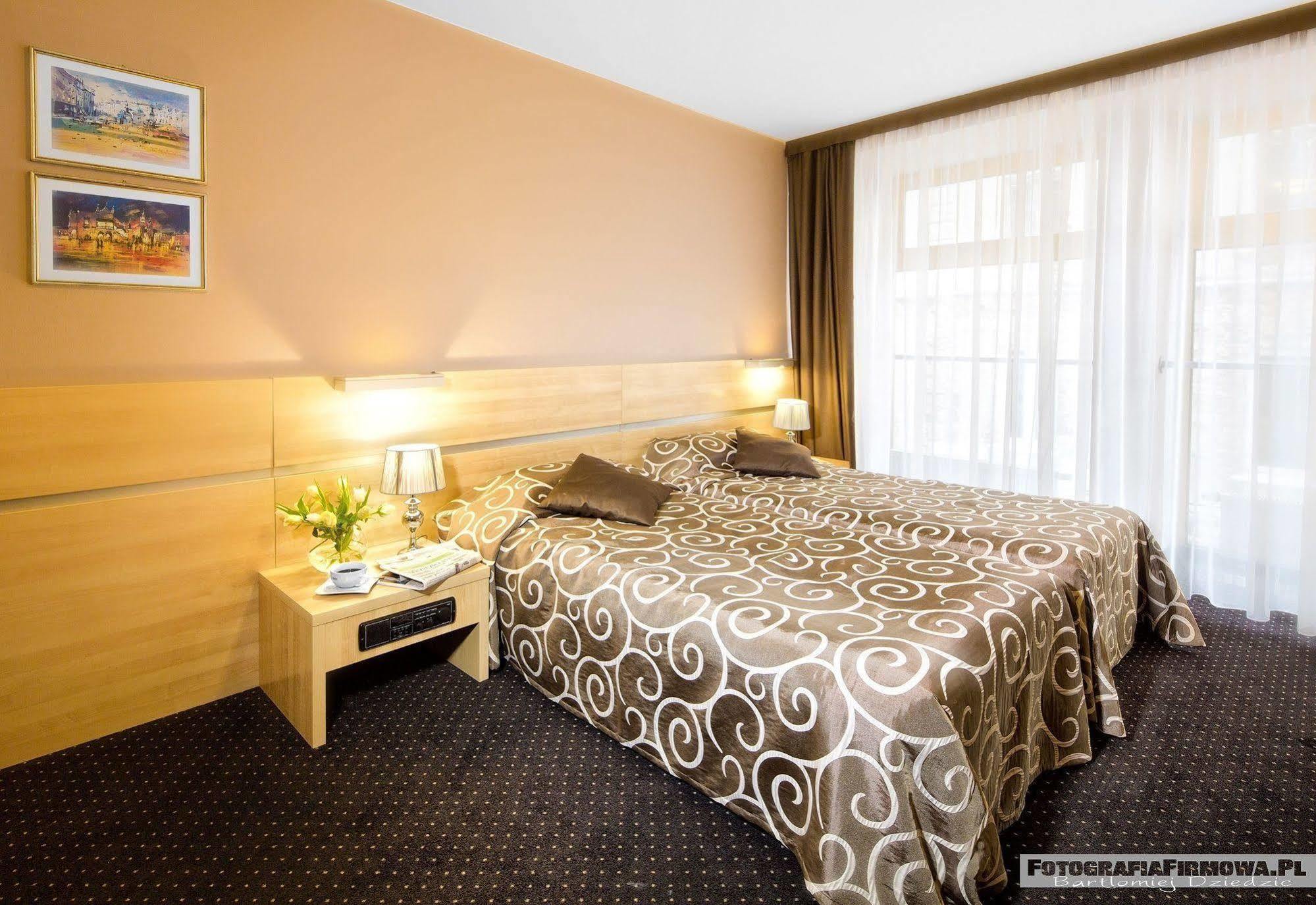 Hotel Wilga Krakow Exterior photo
